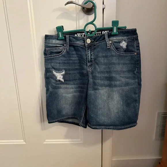 Hydraulic Jean Shorts - Picture 2 of 4
